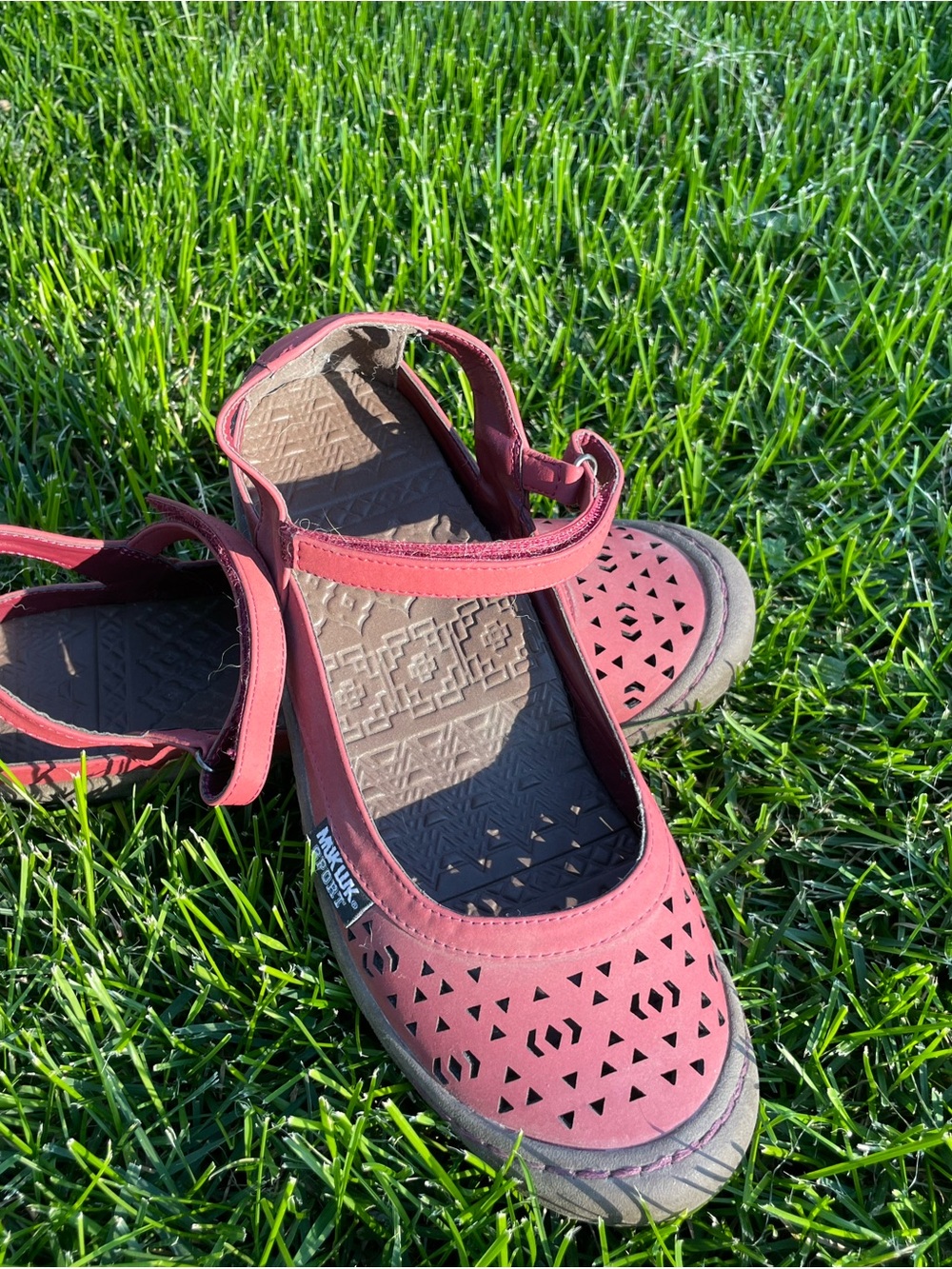Muk Luks Sport Women's Burgundy Red Mary Jane Flats - Picture 2 of 5